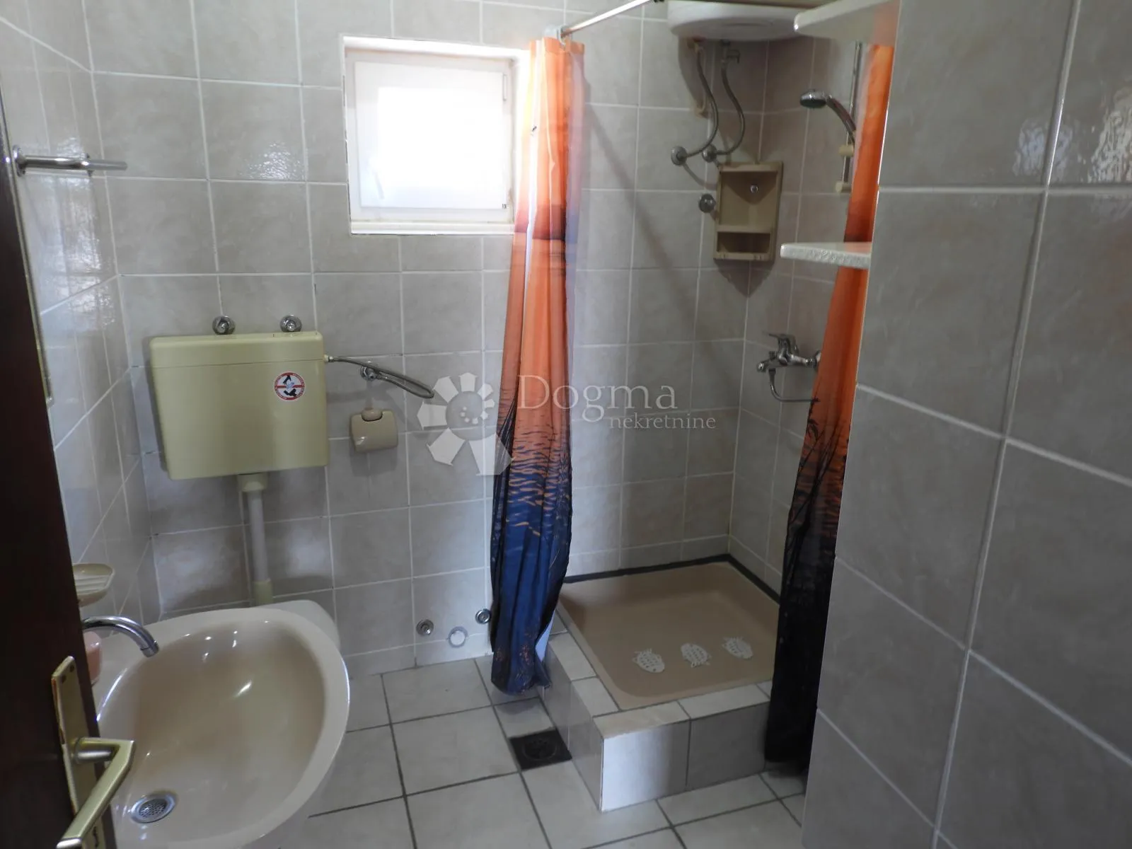 rogoznica - apartmanska kuća sa spektakularnim pogledom - slika 7