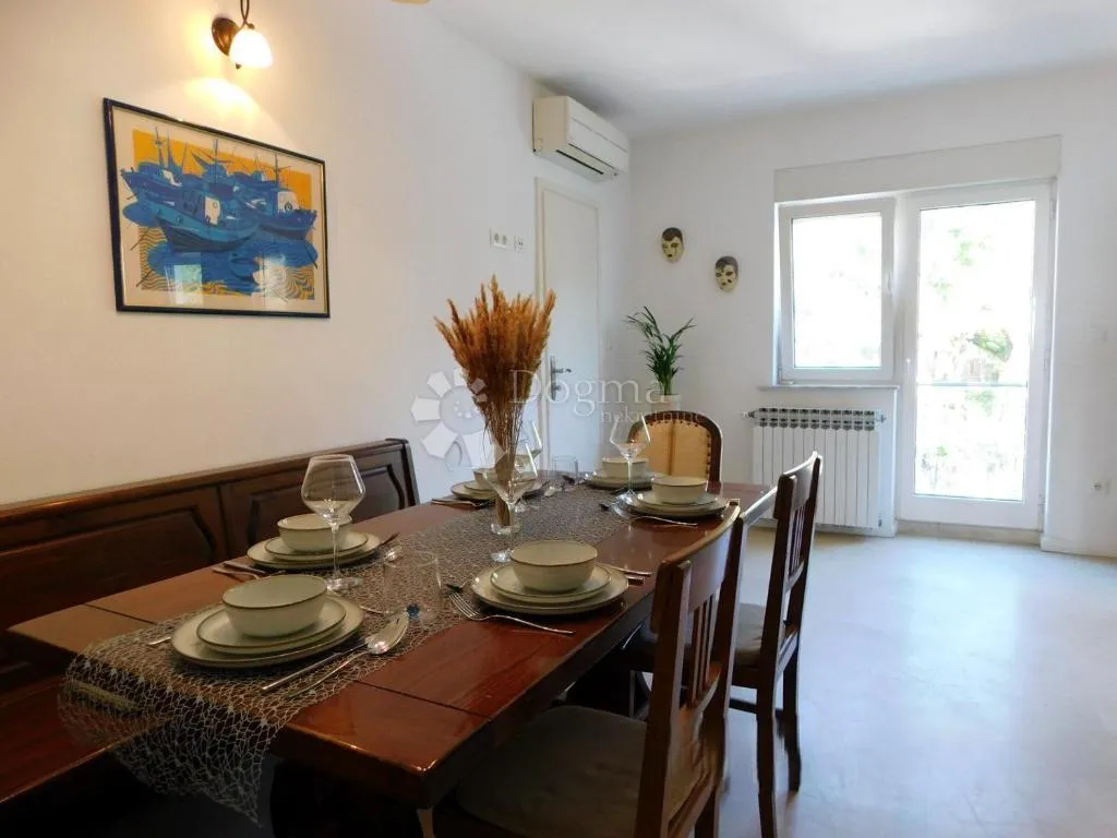 luksuzni stan s panoramskom terasom u srcu opatija – 200 m² - slika 9