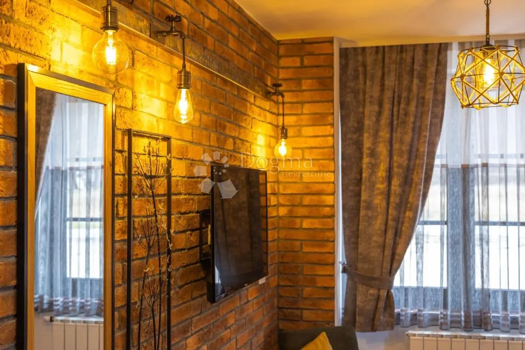 odličan manji hotel sa uigranim poslom - slika 21