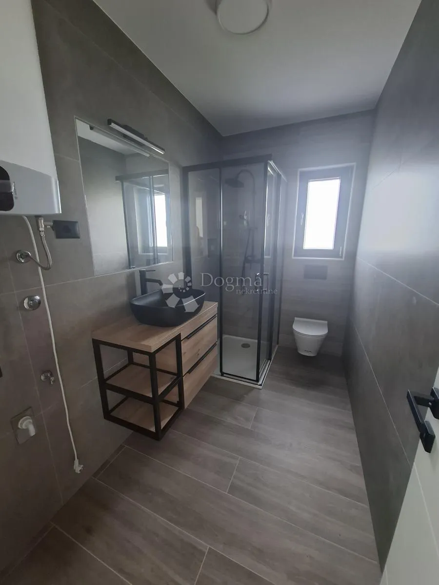 penthaus uz more- privlaka - slika 15