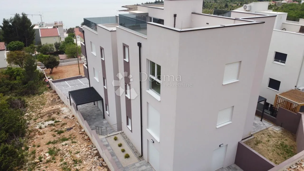 apartman novogradnja seline prizemlje sa vrtom - slika 3