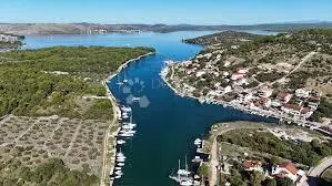 bilice- građevinsko zemljište 659 m2, spremno za gradnju - slika 5