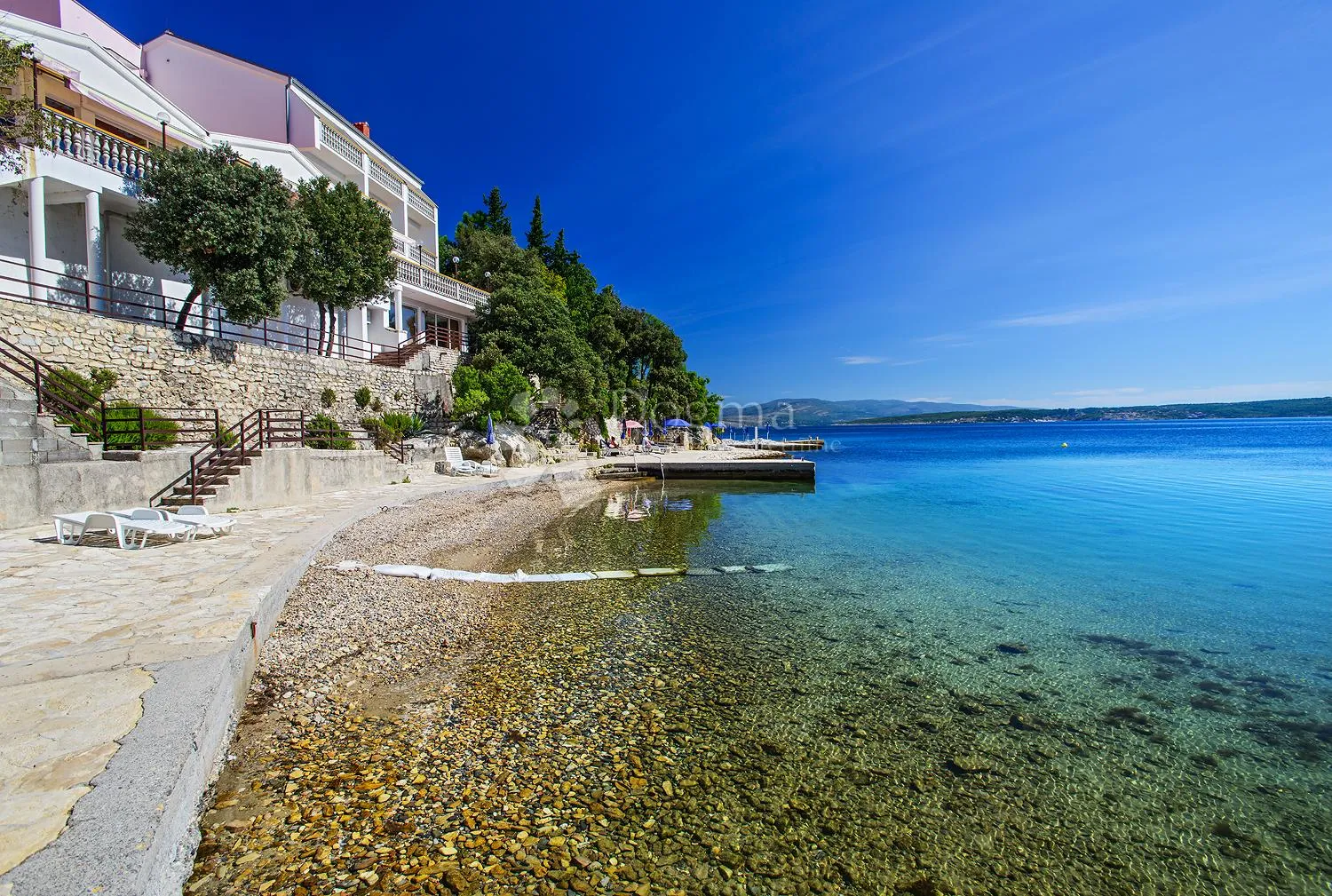 predivan hotel na plaži - slika 3