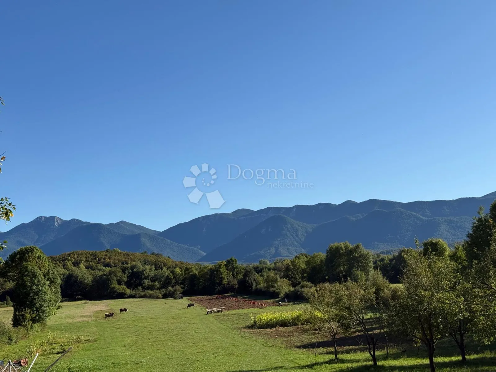 građevinsko zemljište sa pogledom na velebit podoštra gospić - slika 3