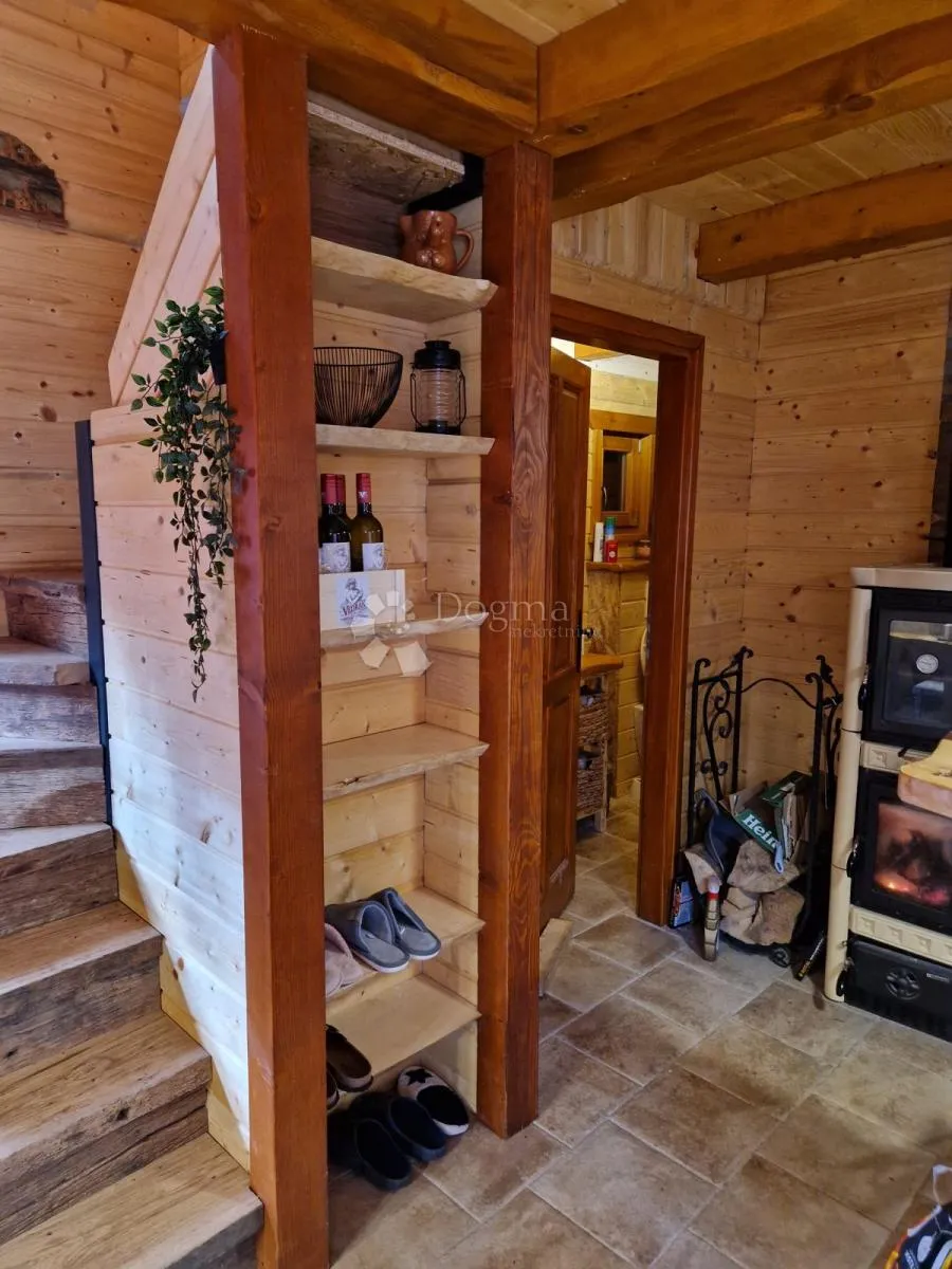 kraljevica veli dol vikendica sa okućnicom - slika 2