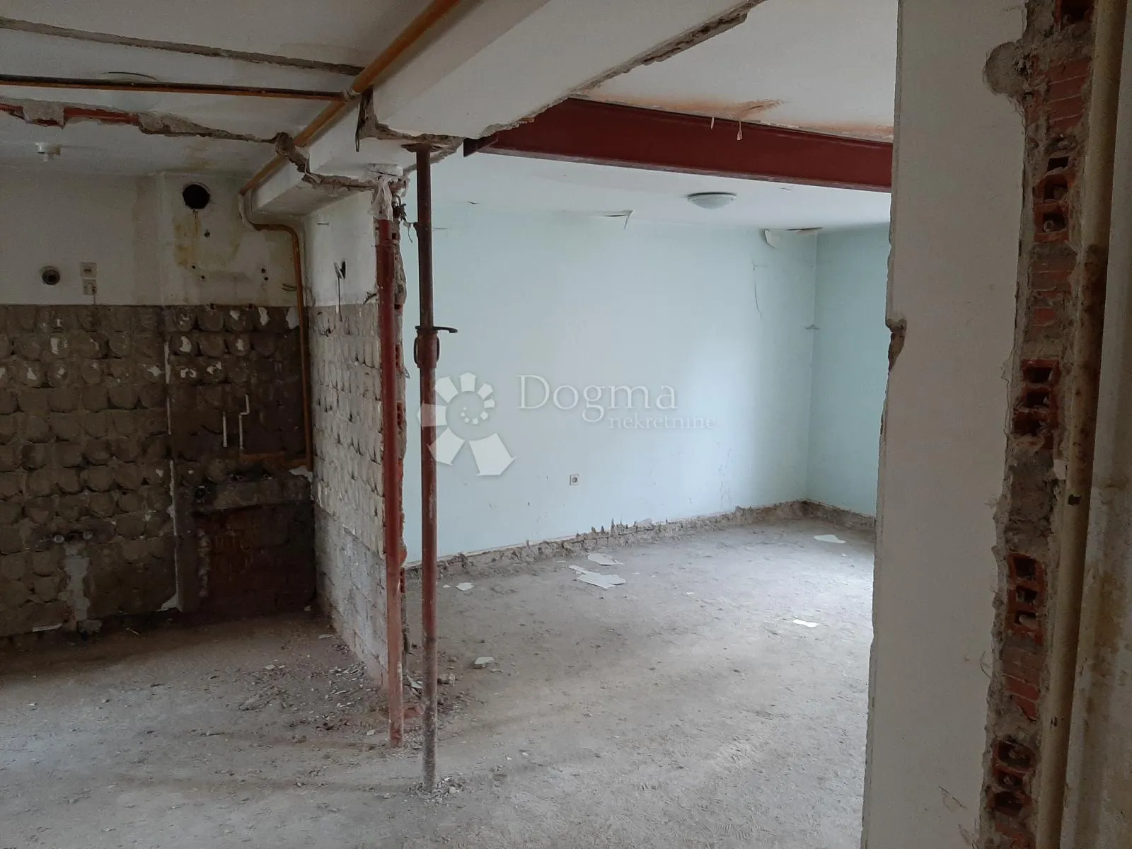 medvedgradska, rohbau stan od 63,85 m2 s projektom za 3soban - slika 3