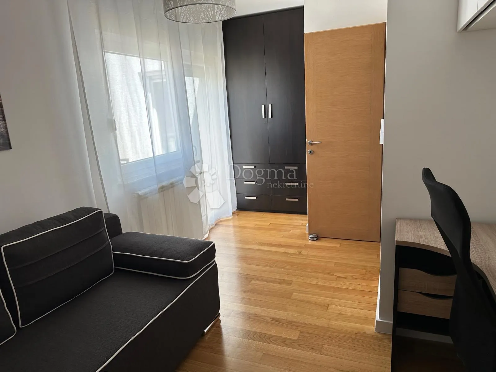 ekskluzivan penthouse u podsusedu – spoj luksuza, dizajna i vrhunske kvalitete života - slika 13