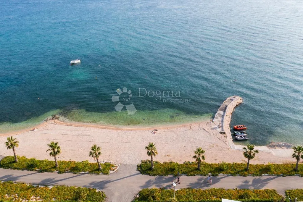 turanj - villa s bazenom, spremna za useljenje - 350m od mora - slika 42