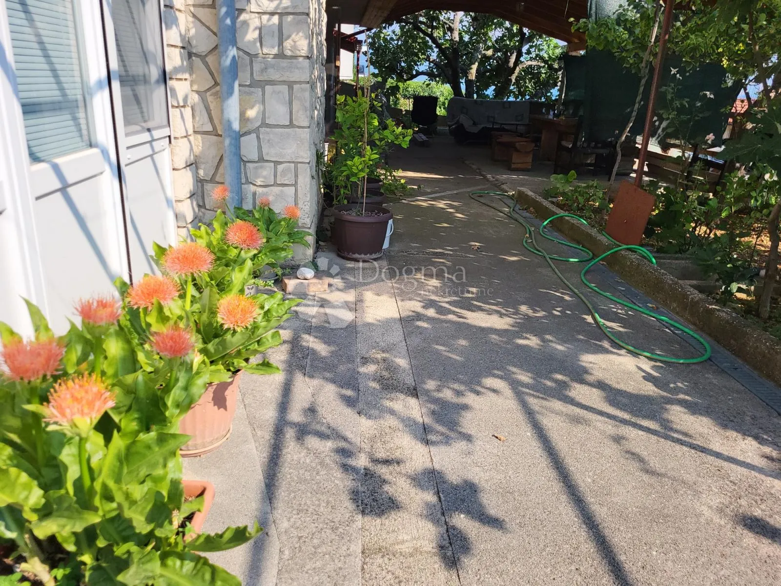 samostojeća kuća blizu mora - slika 6