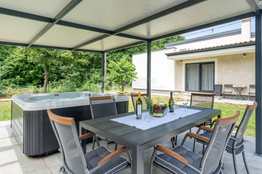 prizemnica s jacuzzijem u istri - 110 m², mirna lokacija barbanštine - slika 13