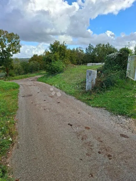 građevinsko zemljište sa dozvolom i projektom - slika 13