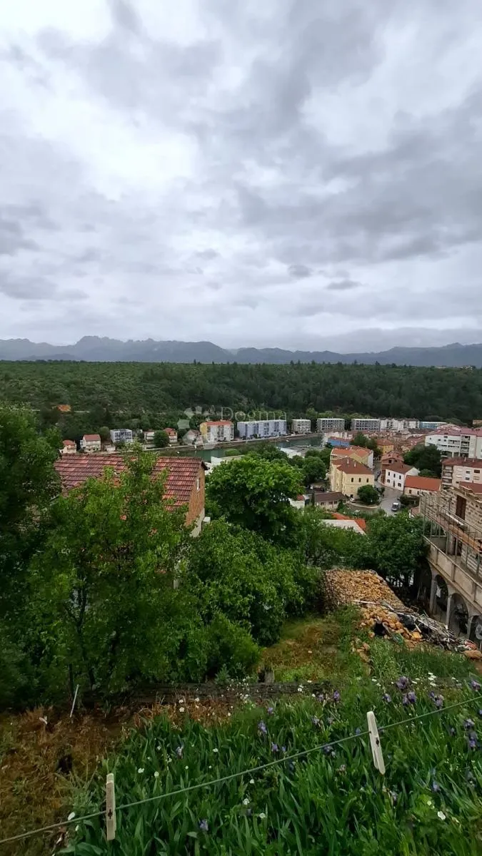 kuća sa pogledom na zrmanju - slika 11