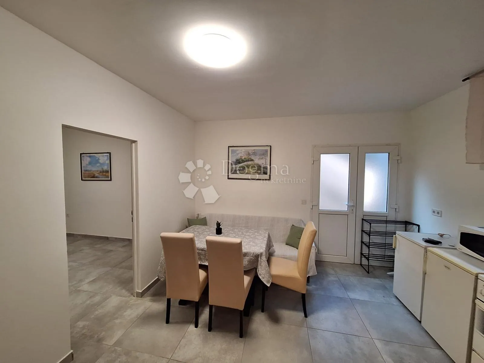prilika za investiciju: novi stan, 60 m², uredna dokumentacija - slika 2