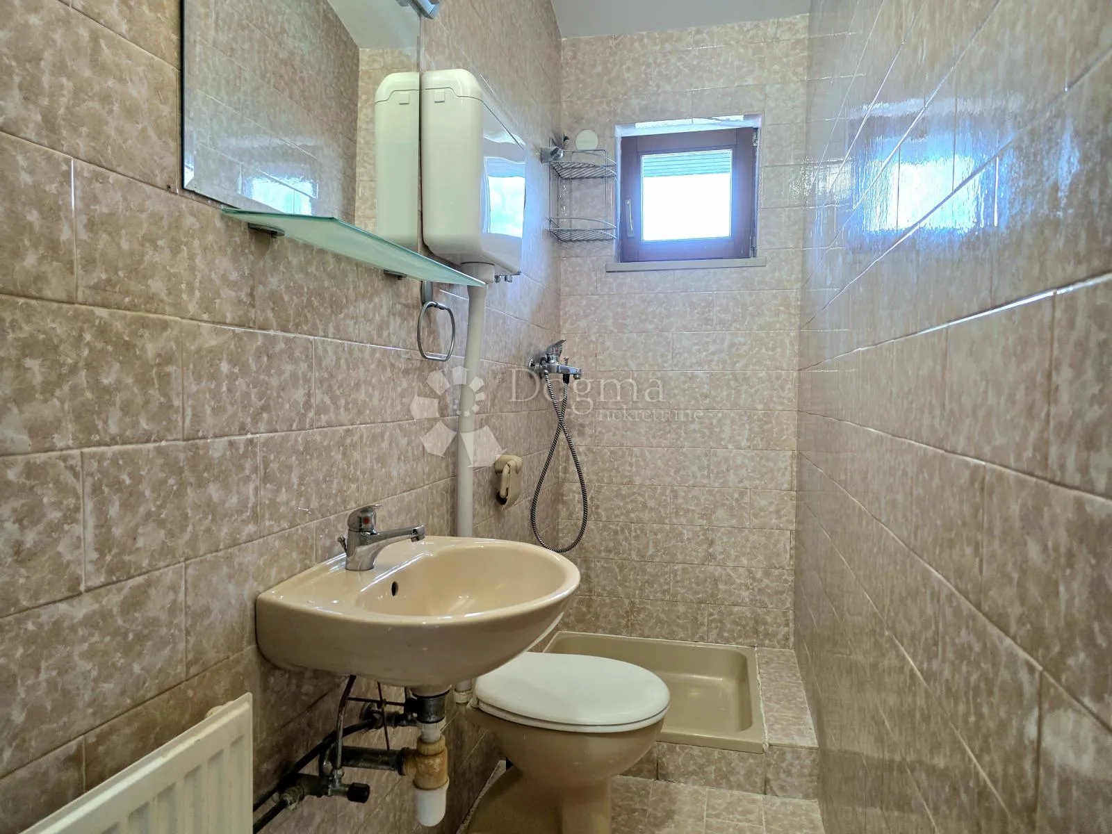 prodaja, kuća, karlovac, nkp 304m², švarča - slika 24