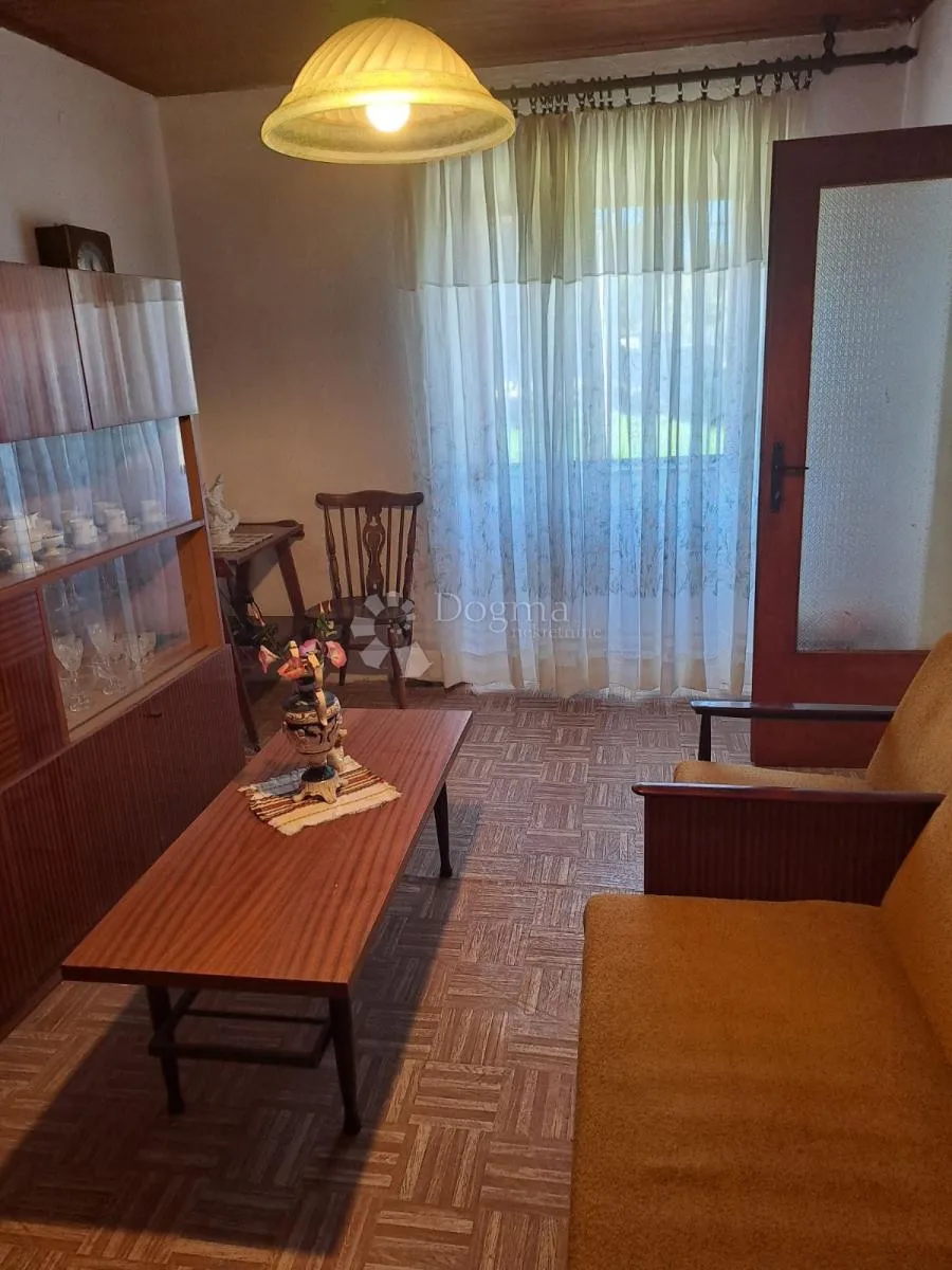 općina kršan - kuća sa velikom građevinskopm okućnicom - slika 24