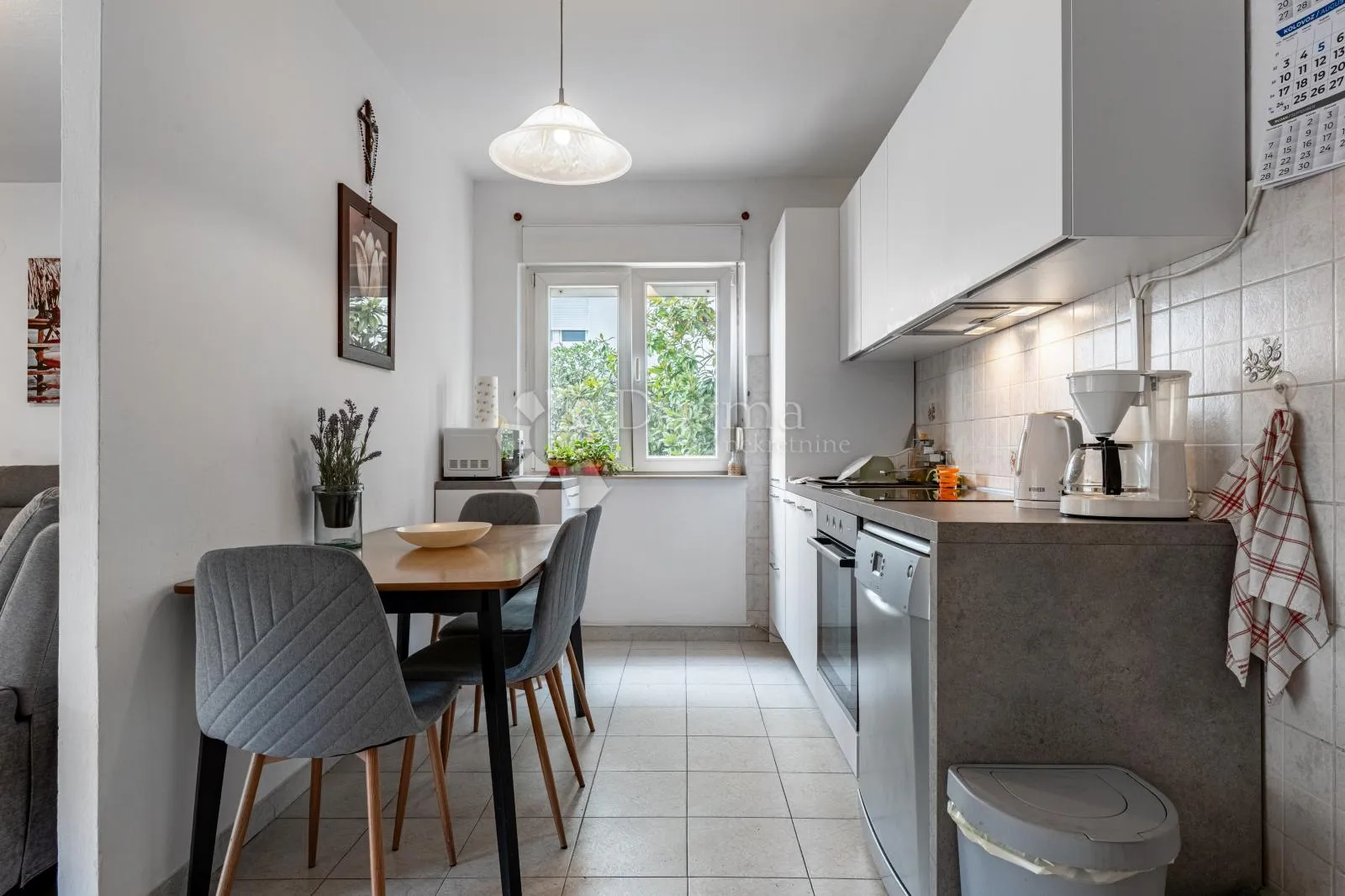 škurinje -65m2 ,prvi kat balkon 2s+db - slika 4