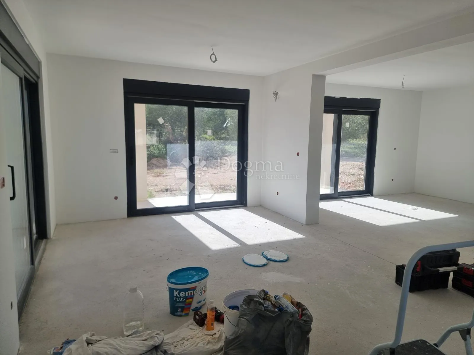 vodice - moderna villa s bazenom - slika 11