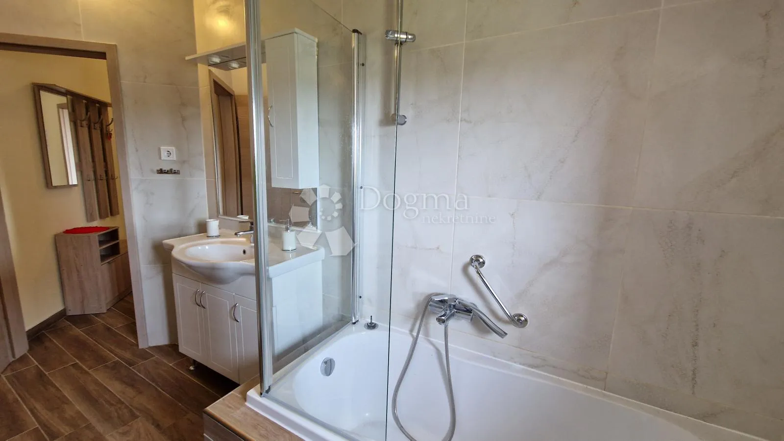nova kuća u medulinu s 4 apartmana - 170m od mora - slika 53