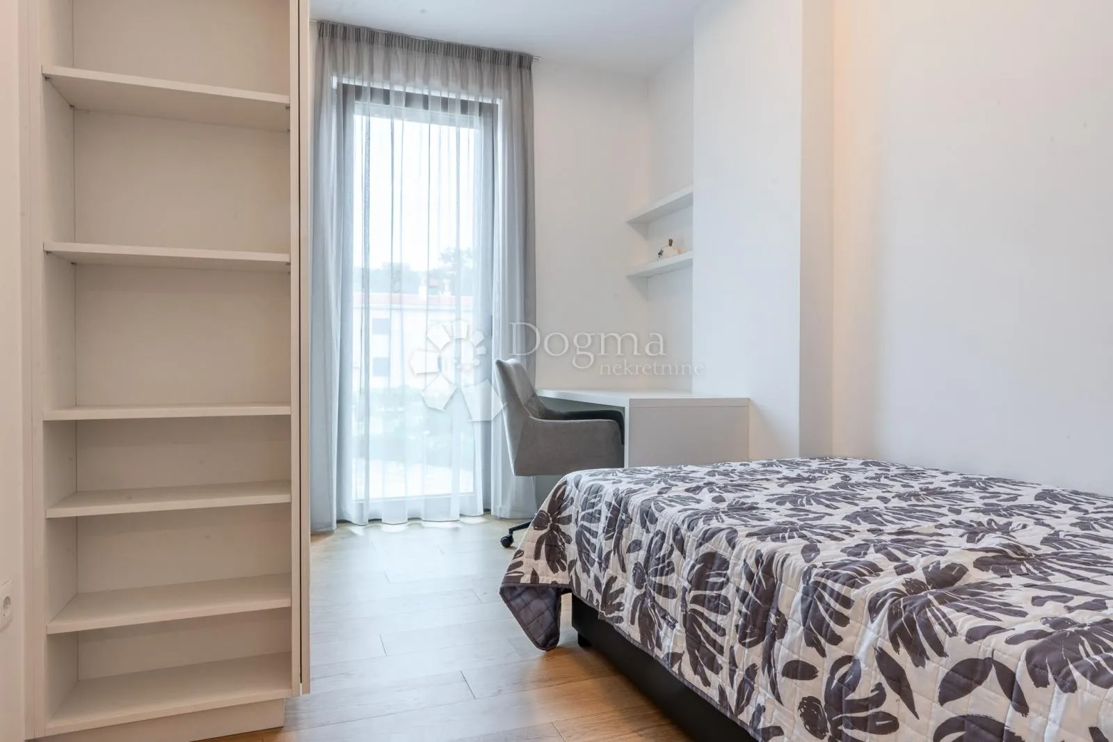 all new premium flat - slika 11