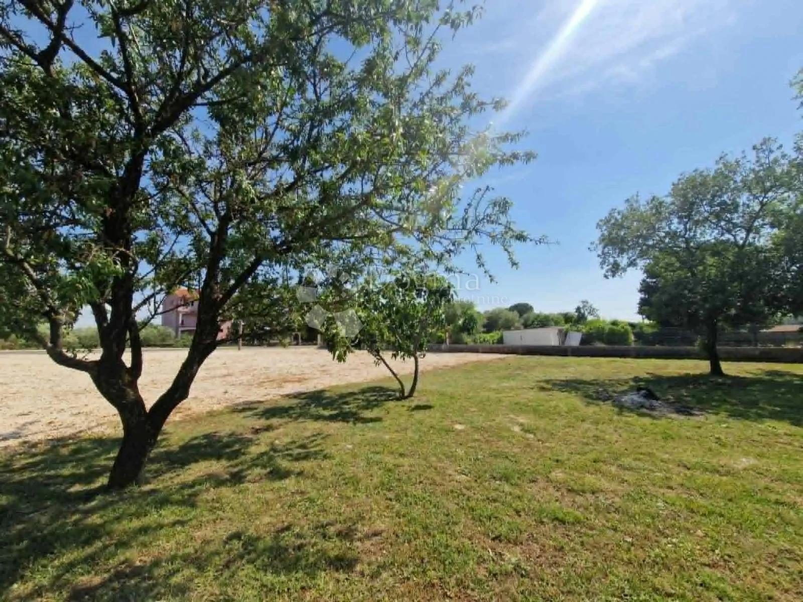 murvica - građevinsko zemljište 842 m2 - najam - slika 2