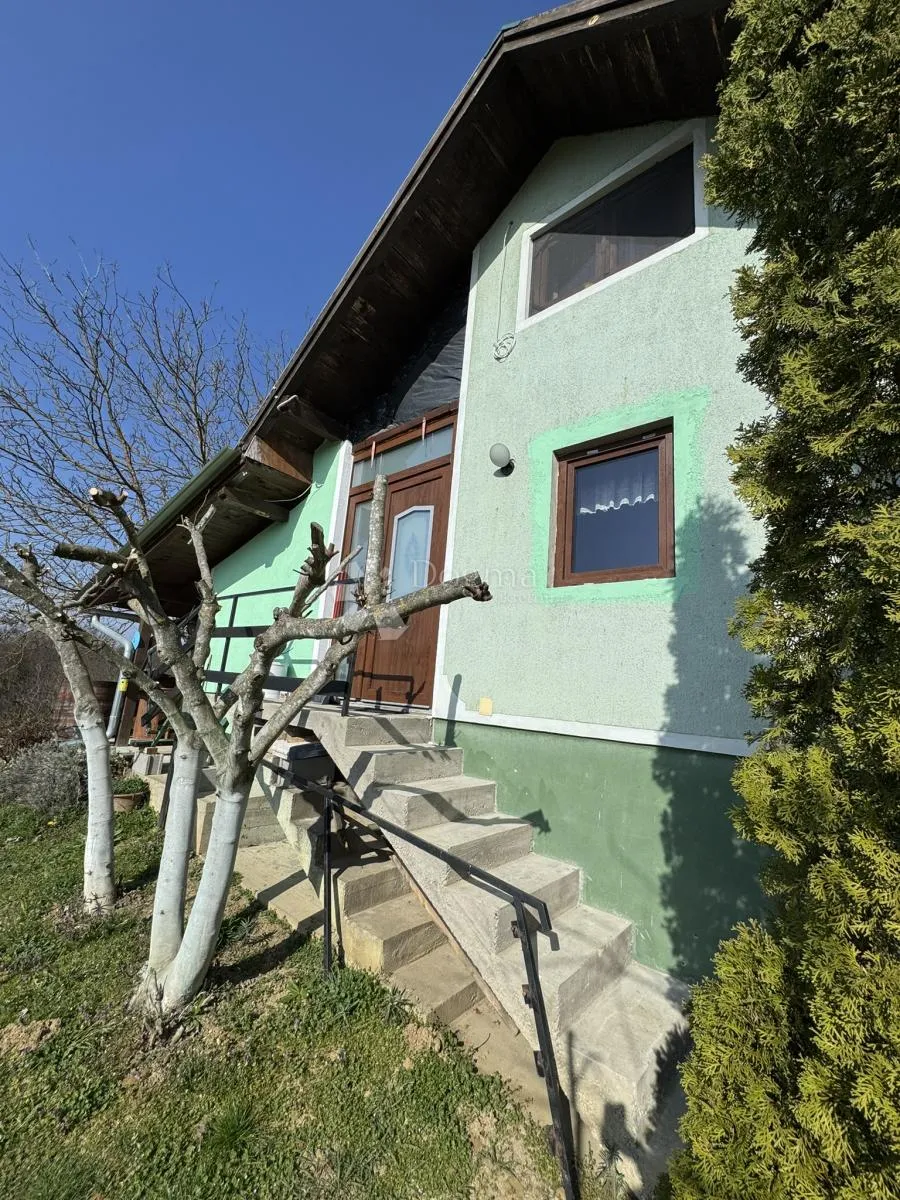 Turistička investicija s projektom i građevinskom dozvolom - Kobasičari, Kapela