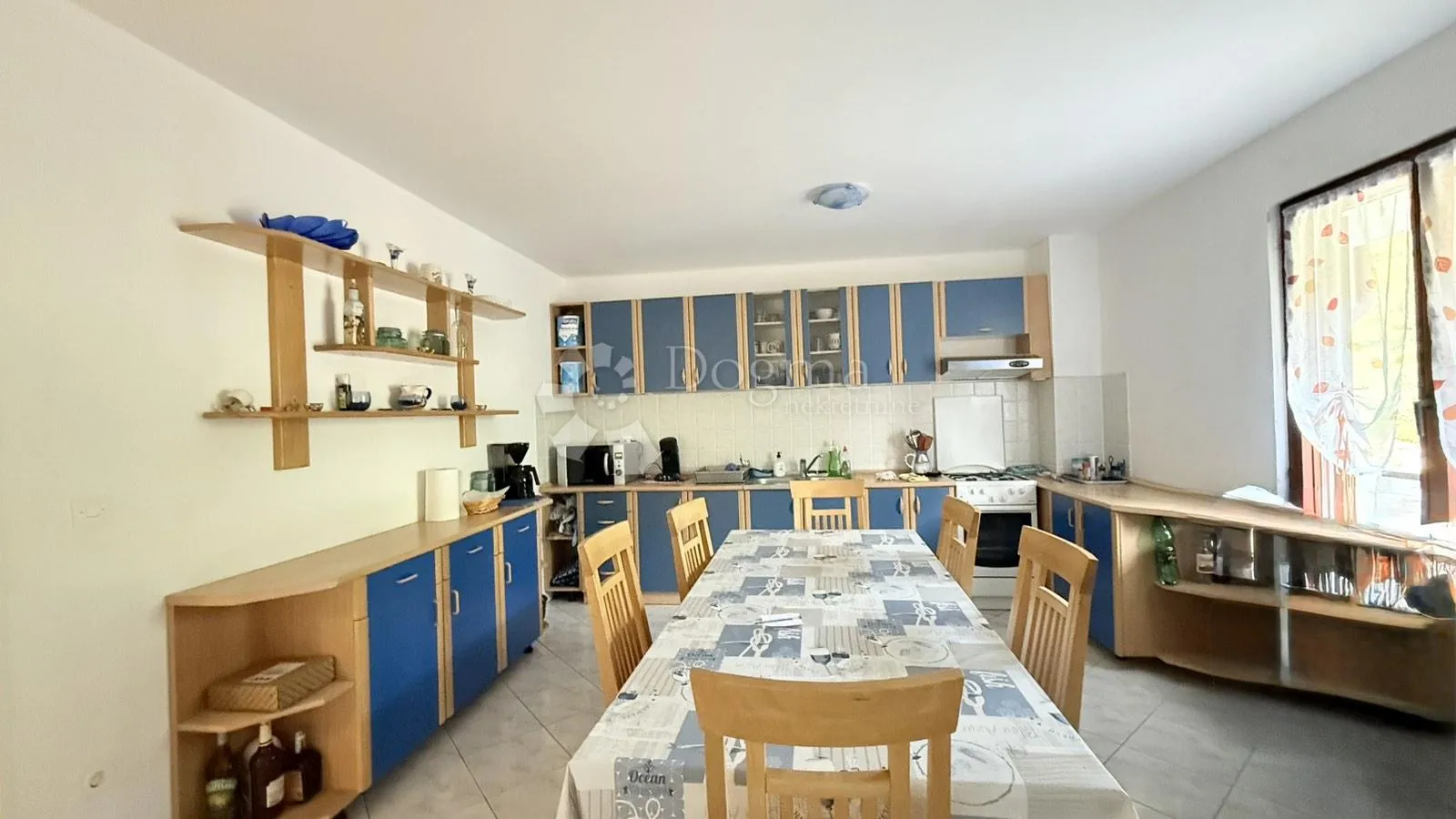 raša,kuća sa otvorenim pogledom,samo u našoj ponudi!!! - slika 2