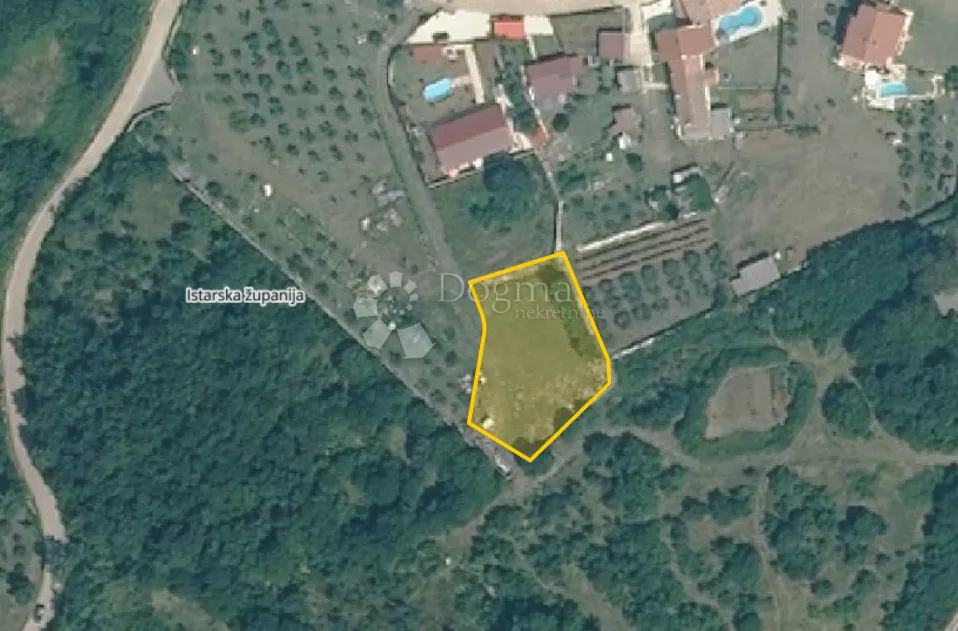 prilika - građevinsko zemljište s pravomoćnom dozvolom - slika 2