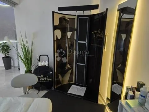 iznajmljuje se vrhunski opremljen kozmetički salon u srcu grada - slika 6