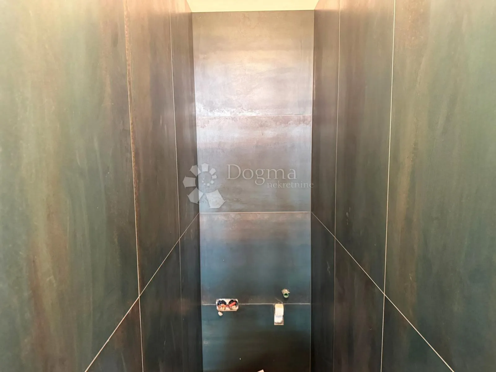 novo! poslovni prostor / skladište 45 m² - slika 4
