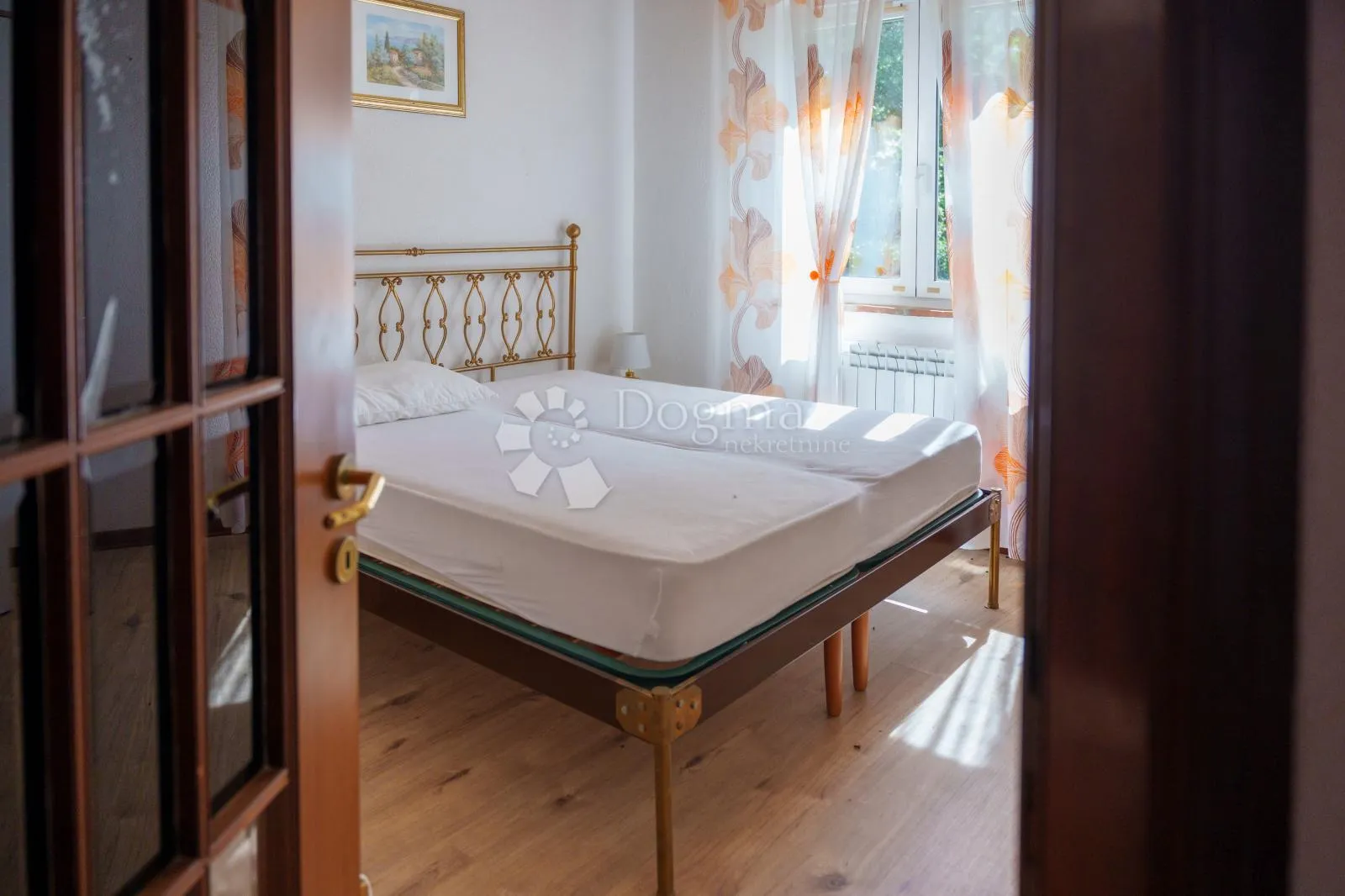 kuća sa 4 apartmana blizu mora - slika 24