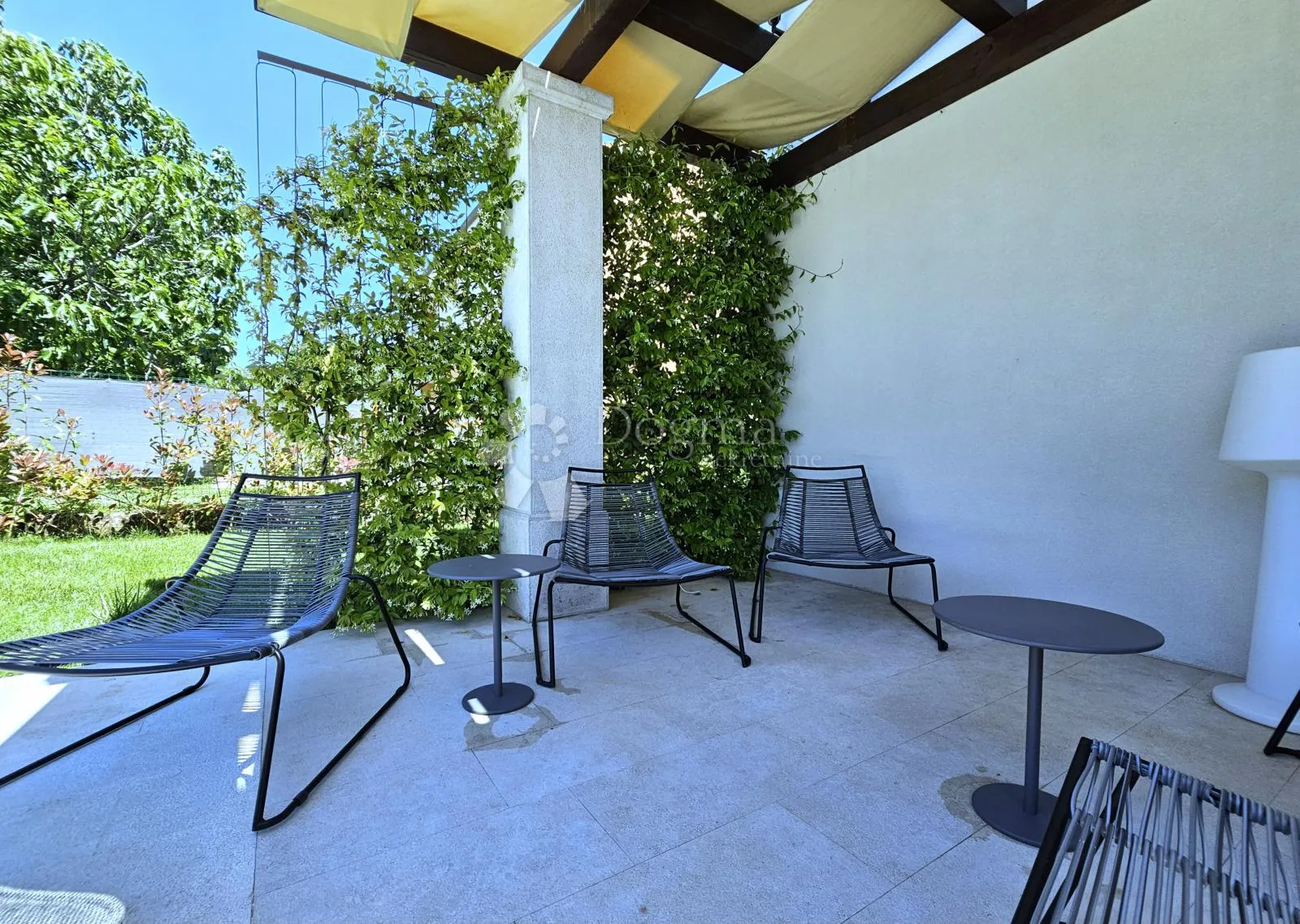 apartmanska kuća (4 jedinice) spremna za turizam - slika 45