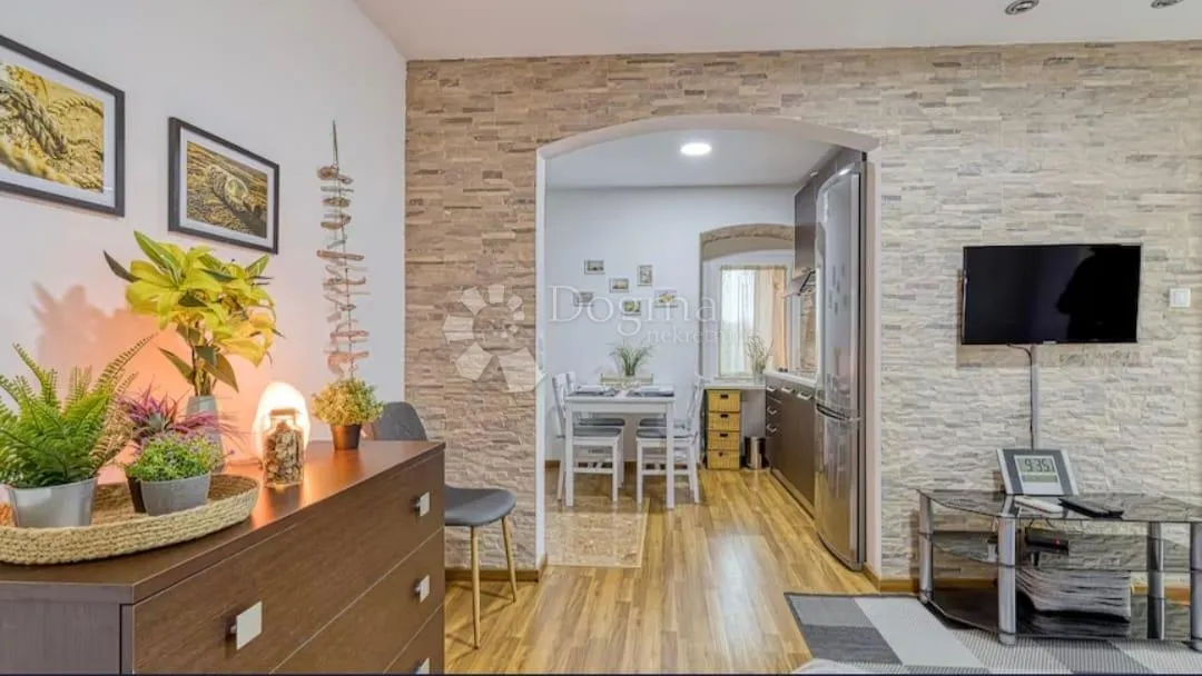 stan sa dva apartmana u Matuljima - Jušići, Matulji