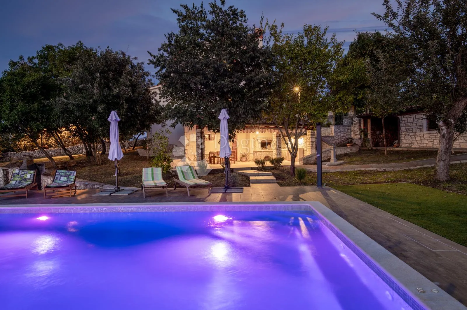 autentična istarska kamena kuća - slika 21