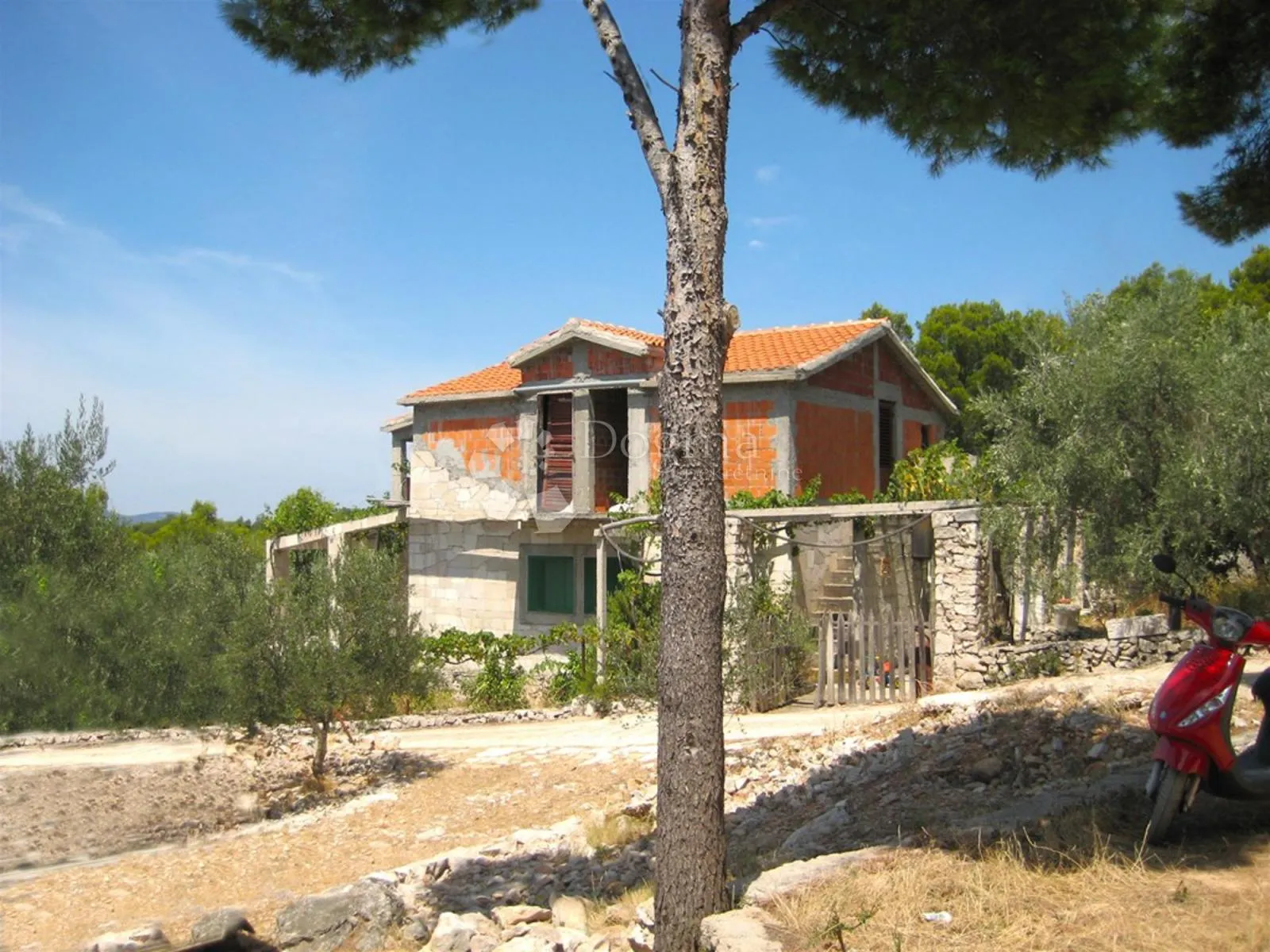 samostojeća kuća u milni 160 m2 - slika 4