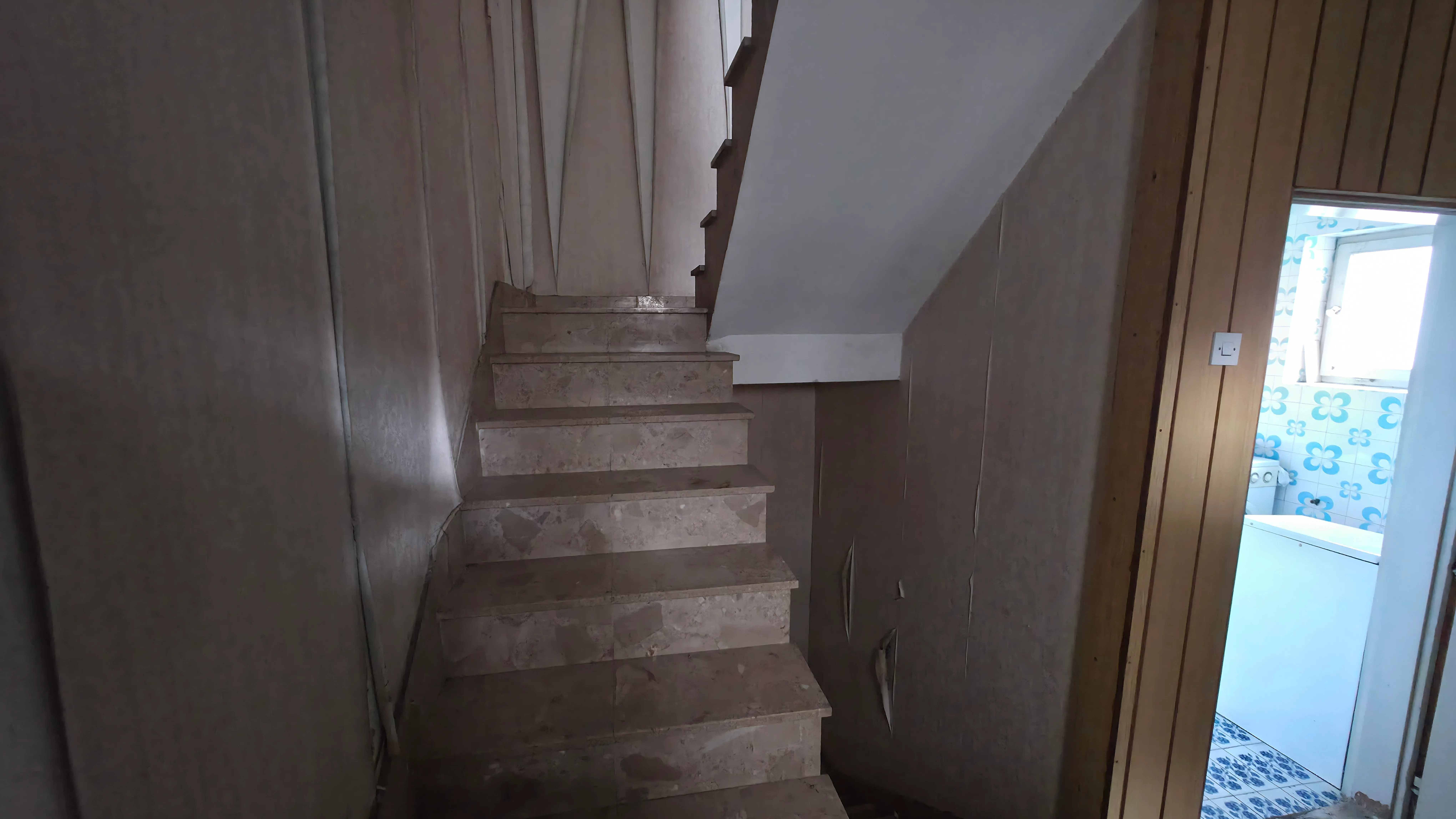 bjelovar, trg stjepana radića – kuća 280 m² s potencijalom za 3 stana! - slika 13