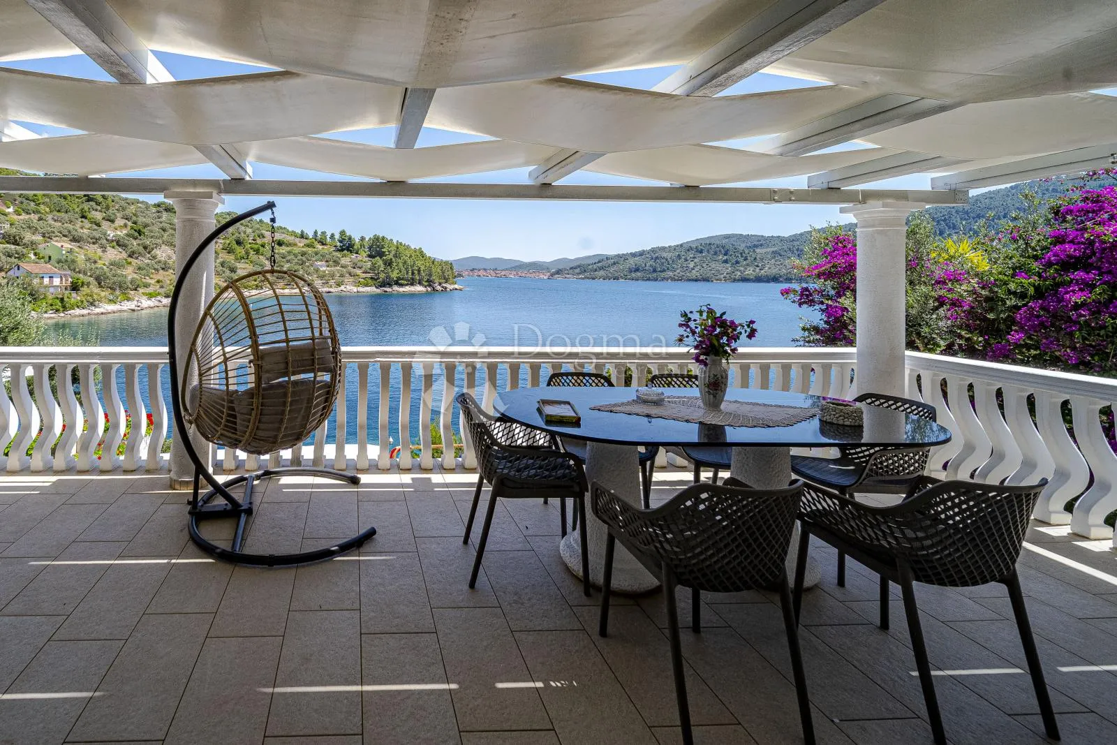 prvi red do mora: samoodrživa apartmanska vila s uhodanim poslovanjem – vela luka, korčula - slika 173