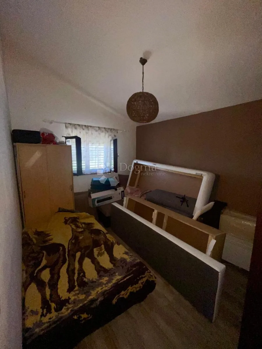 prava seoska priča nadomak šibenika – kuća, imanje i priroda - slika 8