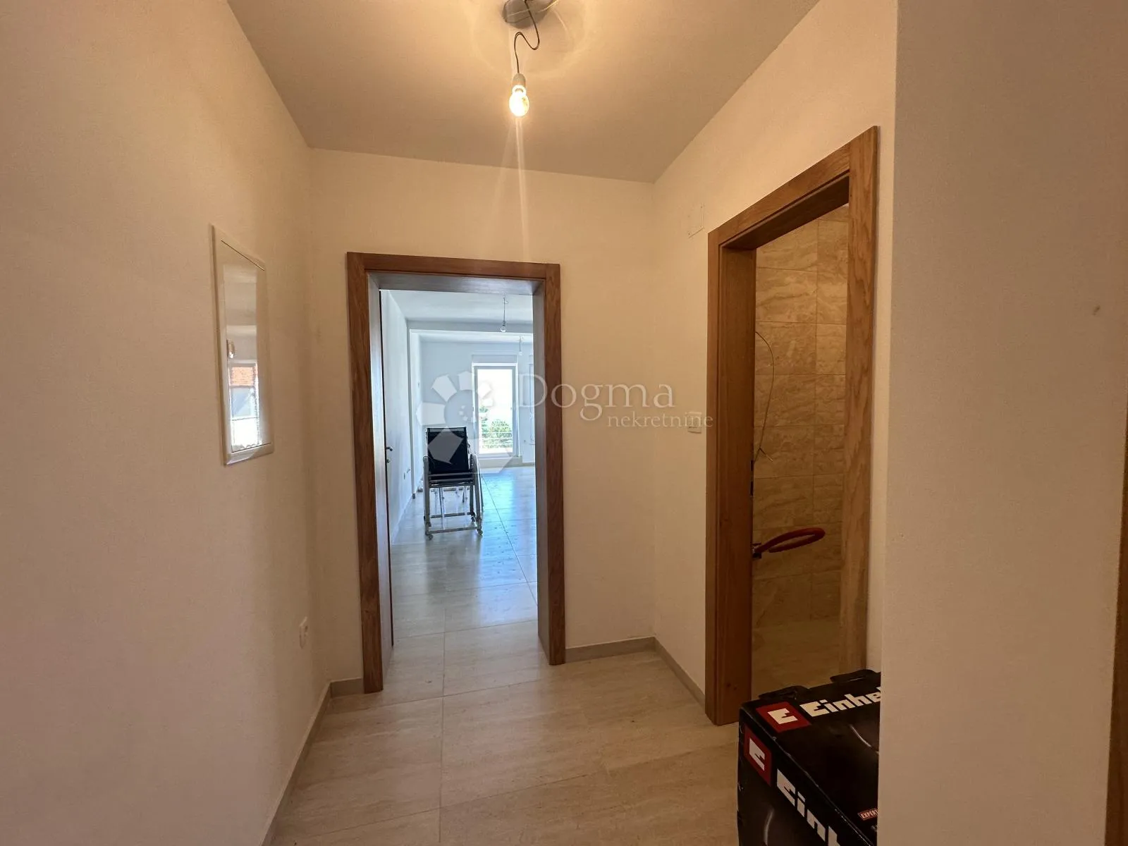 crikvenica dva apartmana 150m2 prilika!! - slika 13