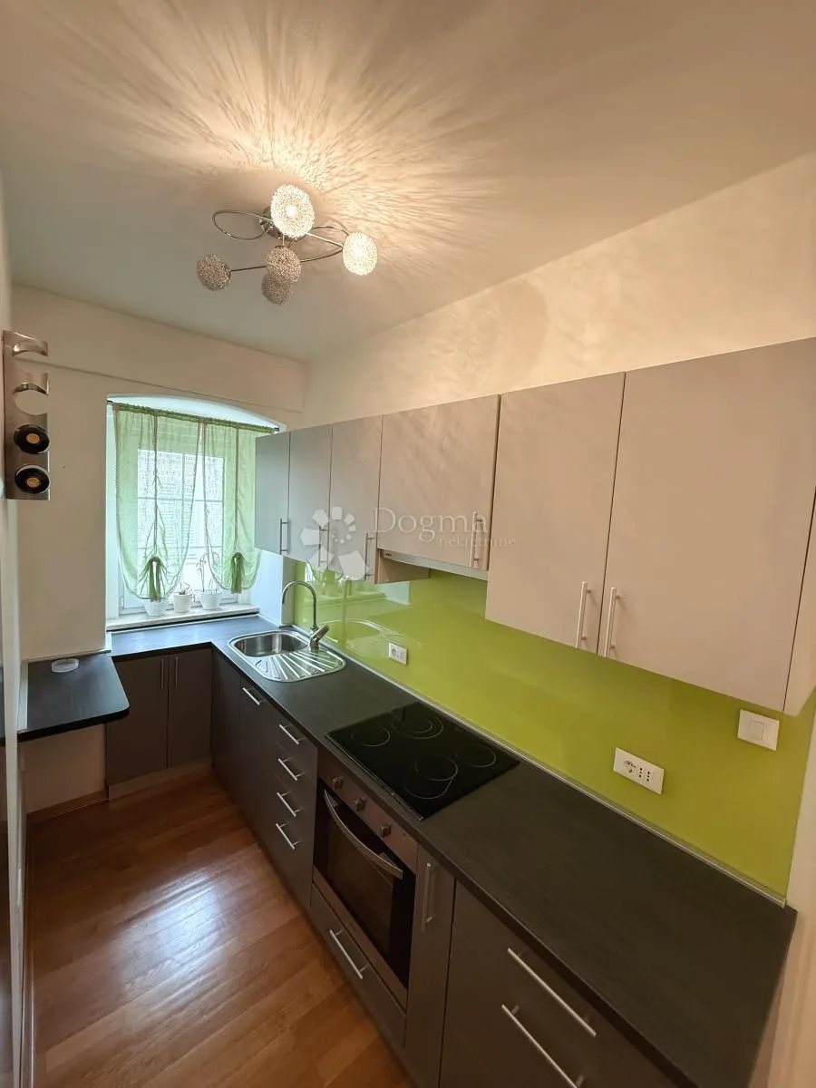 ugodan apartman u najužem centru opatije ! rijetko ! - slika 8