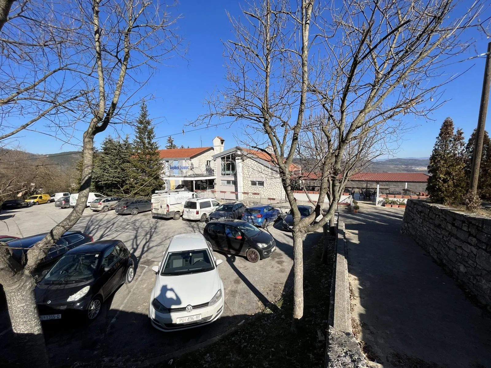 hotel u srcu istre s prekrasnim pogledom na prirodu - slika 11