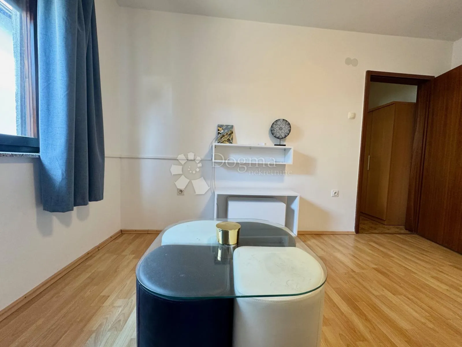 skladan stančić s terasicom - slika 9