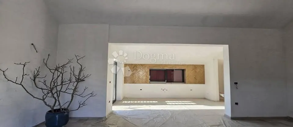 moderna kamena kuća s bazenom - svetvinčenat - slika 10