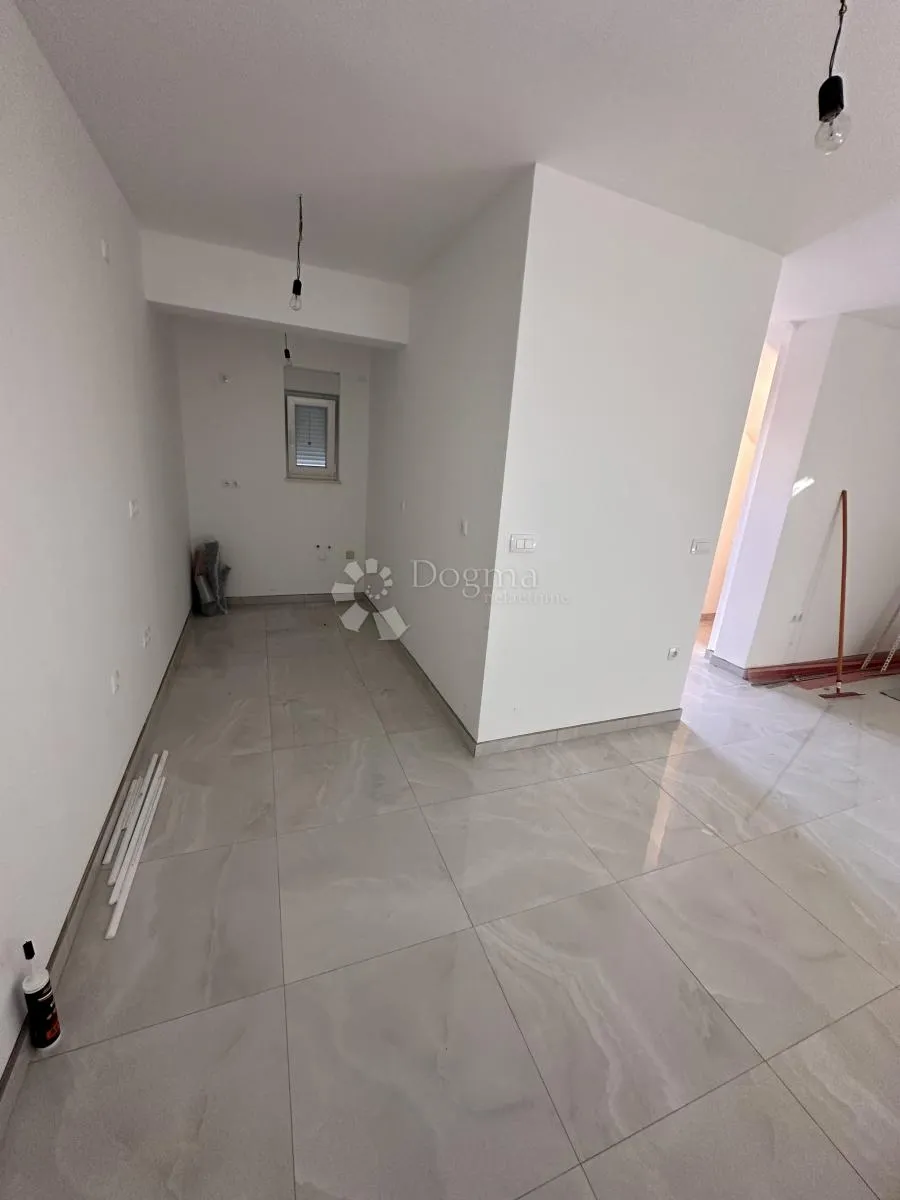 sabunike duplex kuća 120 m2 namješteno - slika 14