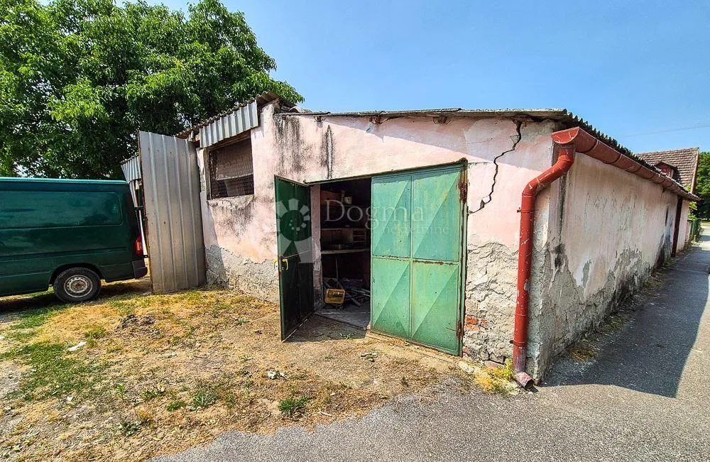 povoljna kuća s velikim dvorištem – prilika! - slika 6