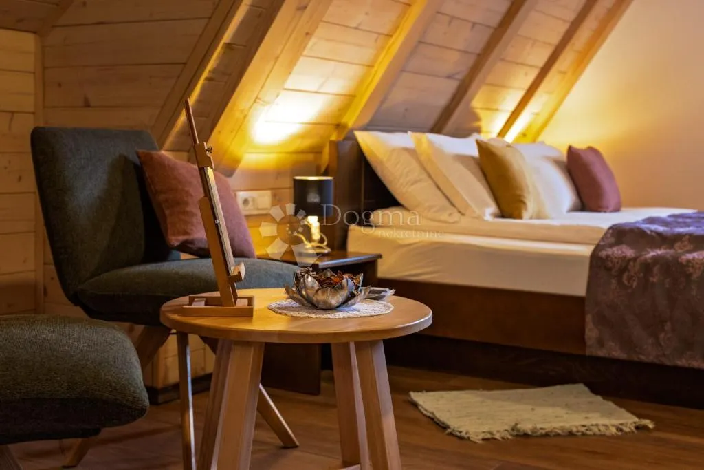 odličan manji hotel sa uigranim poslom - slika 43