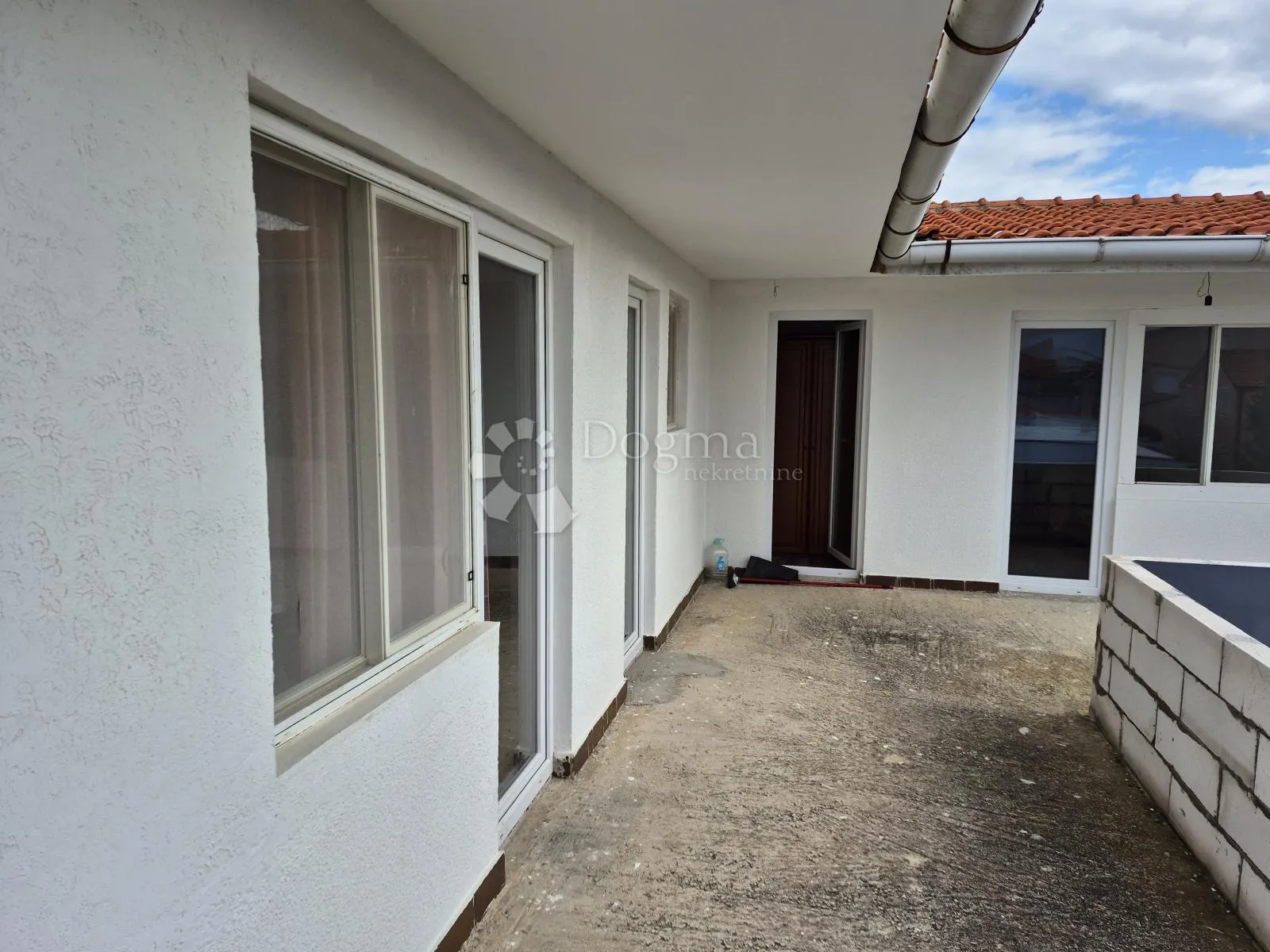najam kuće – otok vir | idealno za radnike ili veće grupe (20+ osoba) - slika 2