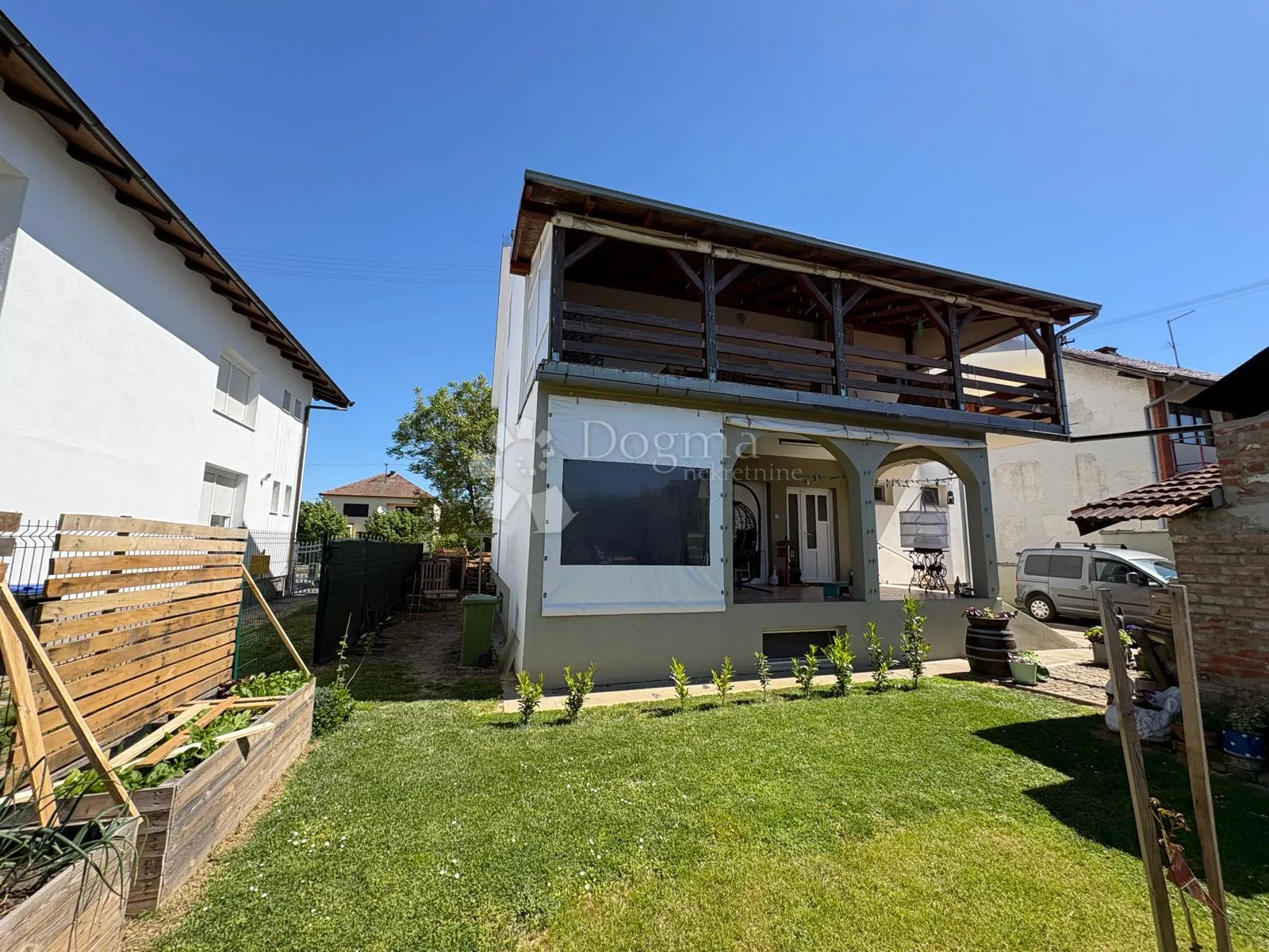 kuća 648 m² s podrumom i potencijalom za 2 stana - slika 3