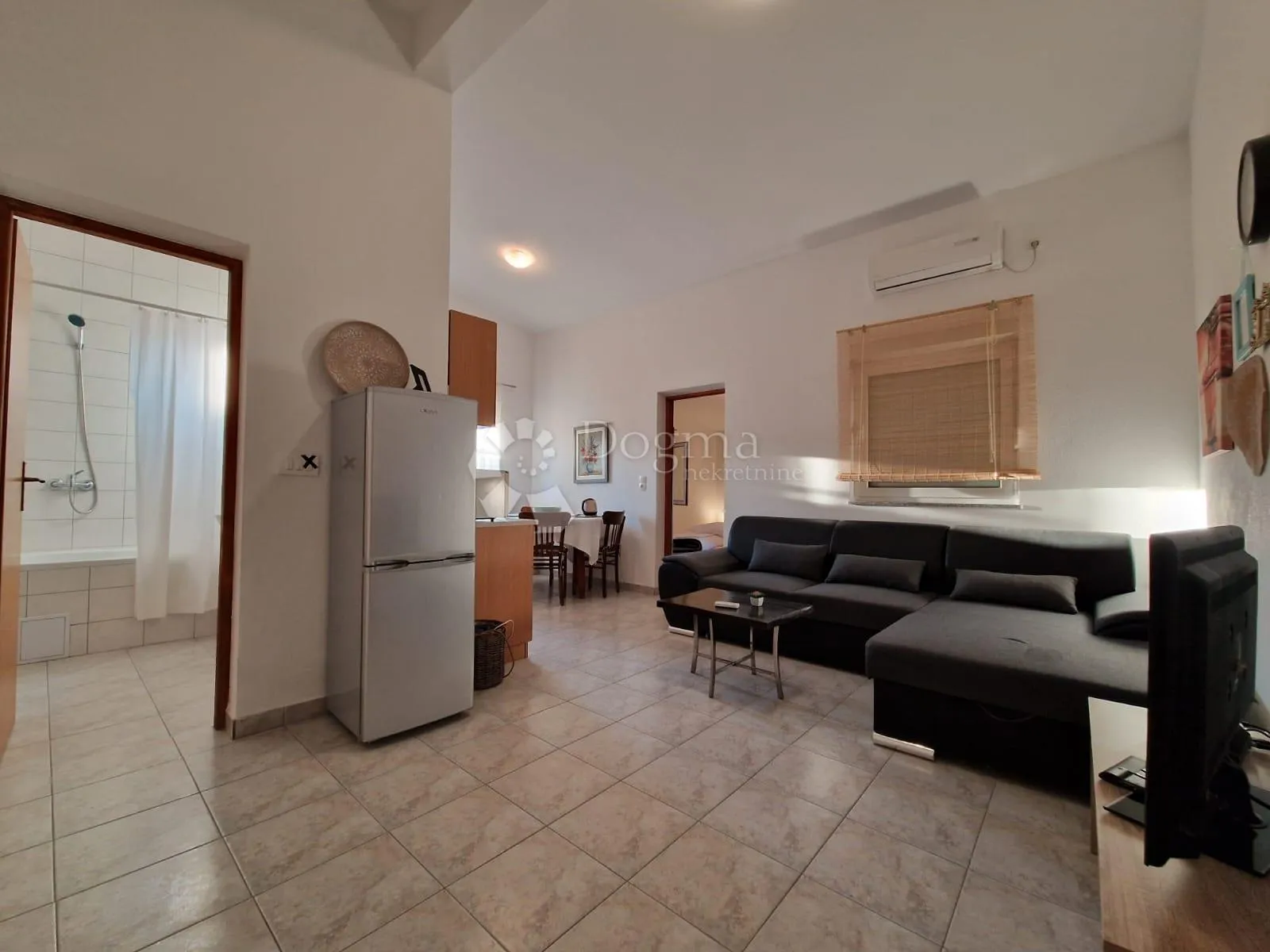 dva apartmana s pogledom na more 100m od plaže tax free - slika 11