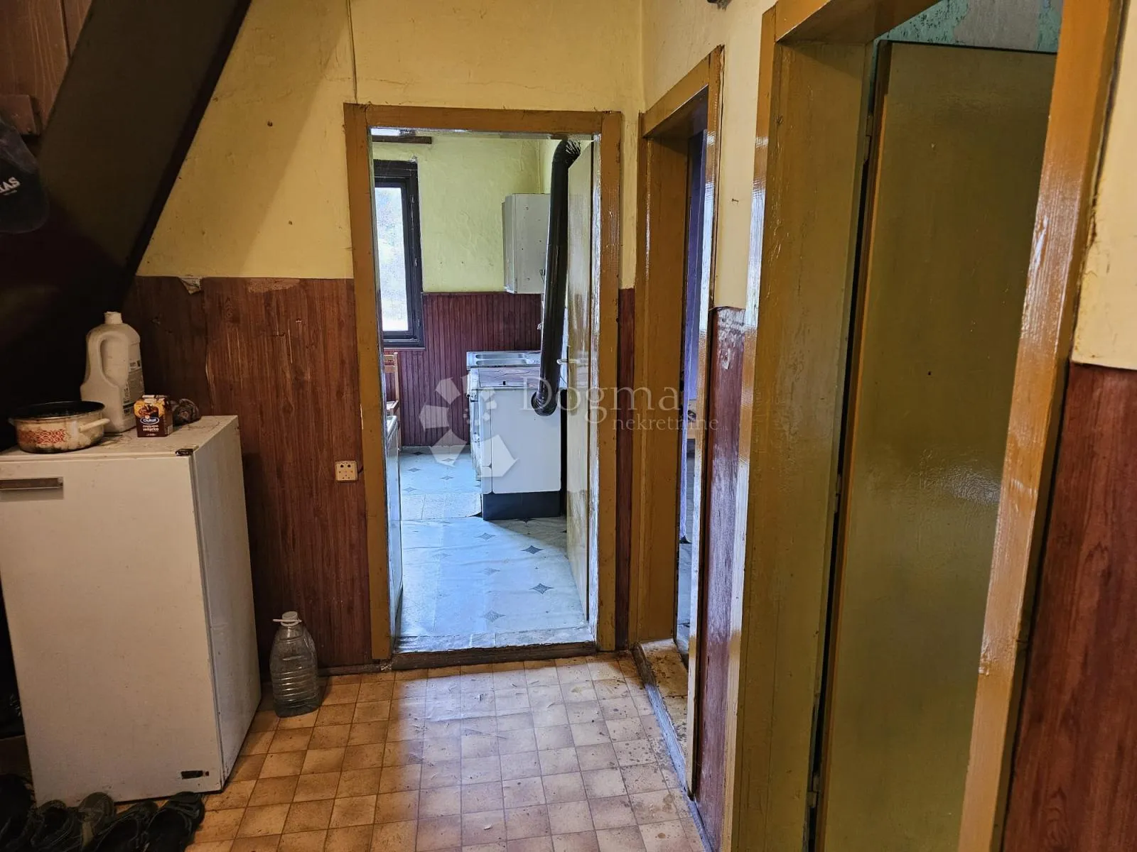 čabar, samostojeća kuća sa okućnicom od 2173 m2 - slika 6