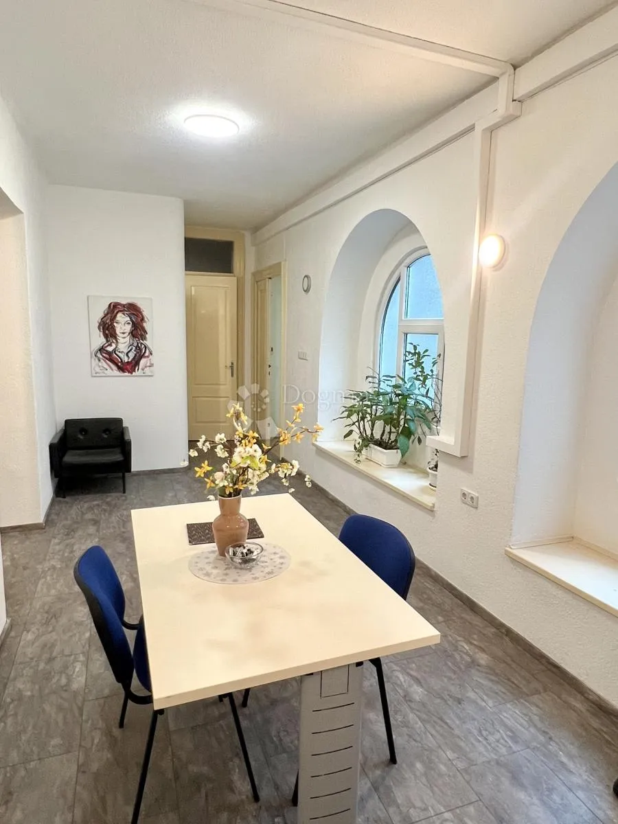 korzo uredski poslovni prostor 95m2 - slika 8